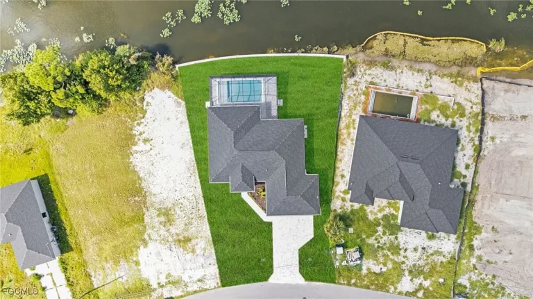 9a2114d046c62a7a77517e68ca11055f-uncropped_scaled_within_1536_1152